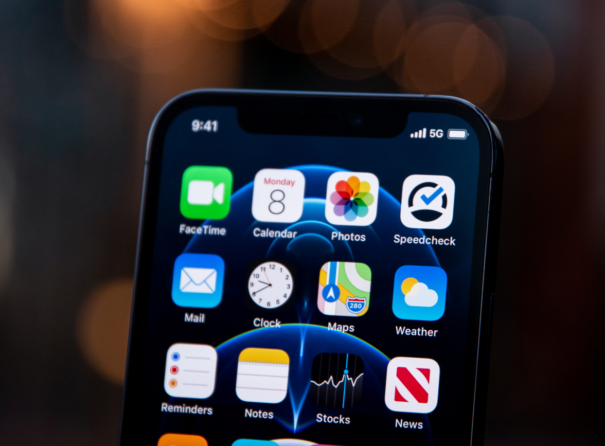 康马苹果手机维修分享为什么 iPhone 12 在冬季会自动关机 